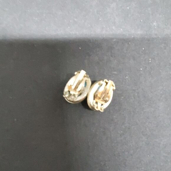 Vintage Blue & Gray Stone Clip On Earrings - Picture 3 of 3